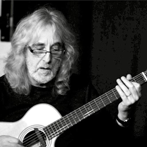 A Conversation with Music: Gordon Giltrap and Robin Valk (31/03/2018)