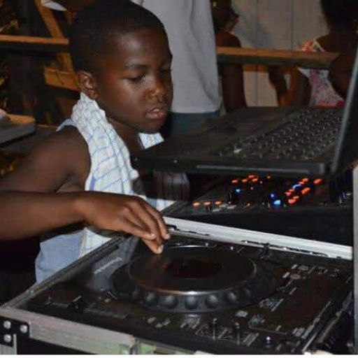 jabulani. - HOME2HOME Radio - 1st November 2024