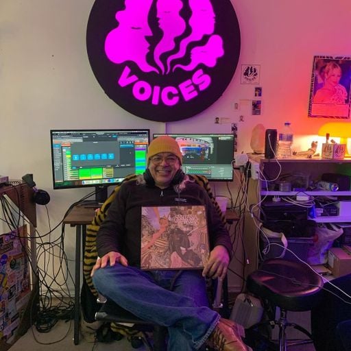 El Afinque w/ Henry Bravo - 26/11/24 - Voices Radio