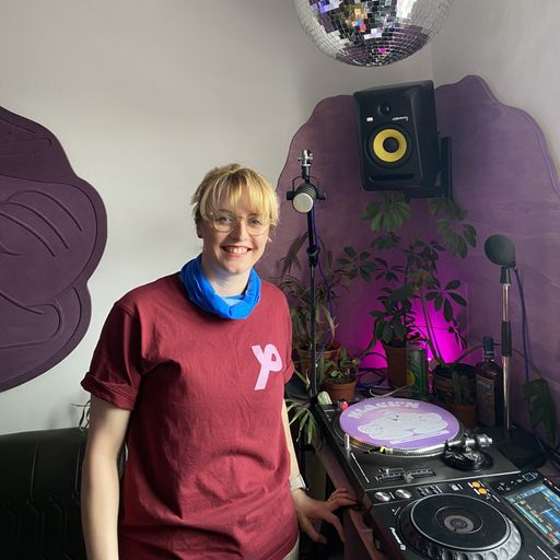 S T E A L T H w. CARMICHAEL - April 2023