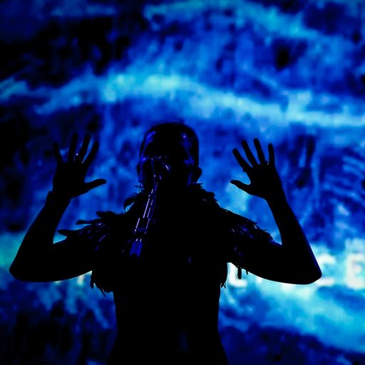 On the Floor – The Heliocentrics at Le Guess Who?