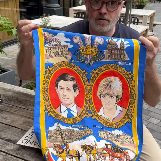 The Heavy Grooves Show 074 w/ Leo Zero 18/09/25 - [Voices Radio]