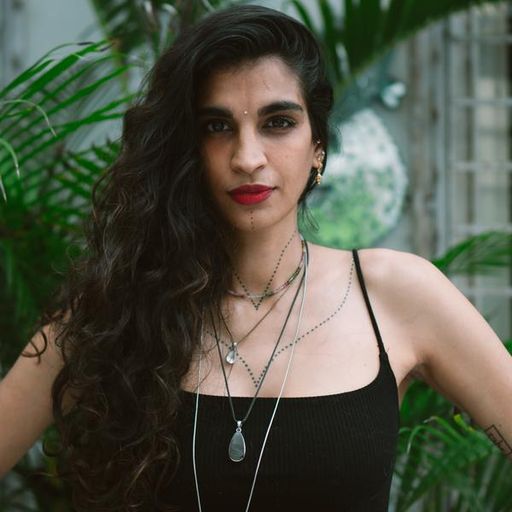 WW Mumbai: Aneesha Kotwani with Kiss Nuka // 06-08-21