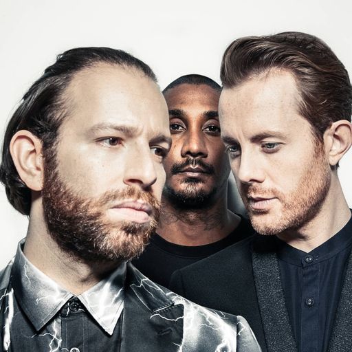 Chase & Status - BBC Radio 1 - 12.01.2011