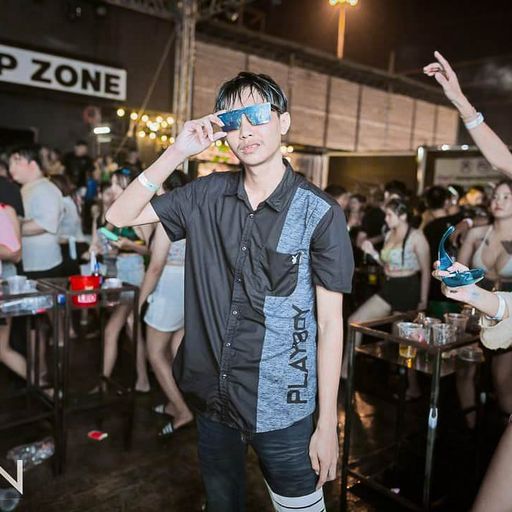 เคี้ยวไม่พักไม่สบัดได้ไง #ดีเจเบ้นธนากรณ์