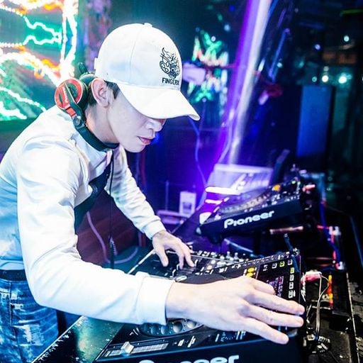 DJ Nghiêm - Chuyến Bay Không Lối Về