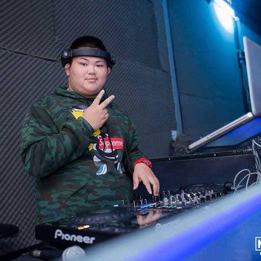 เมื่อไหร่จะโอน คนโยนง่วงแล้ววววว   By หมีป่าสั่งลุยย