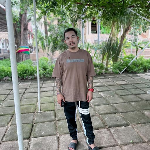 แฮปปี้เบิร์ดเดย์ ตะตะตะ เต้ ไล่เย็สส