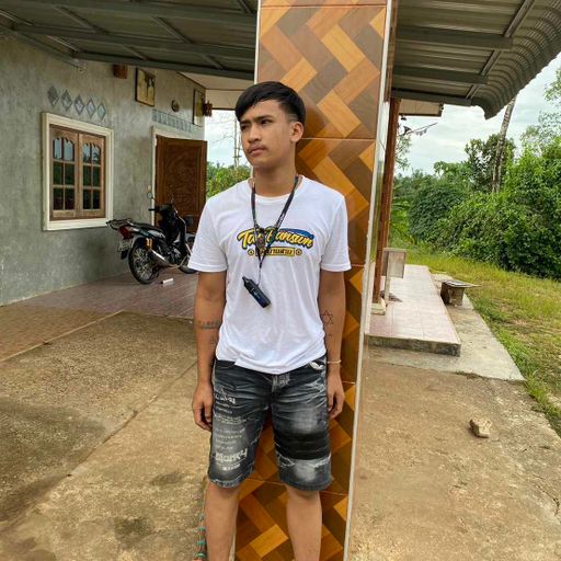 หน้าไม่หวานส่วนปากไม่ต้องถาม หมาแน่นอน by สซ ขุนแผนท่าแซะ