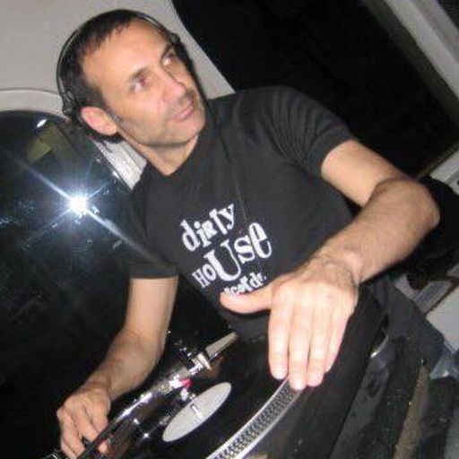 DJ HMC at "Happy New Year" @ Shores (Adelaide - Australia) - 1 January 2005