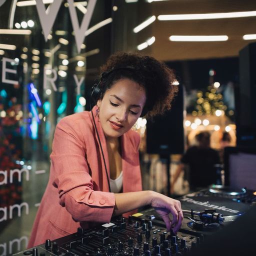 Sample: Cosmo Sofi // 30-10-21