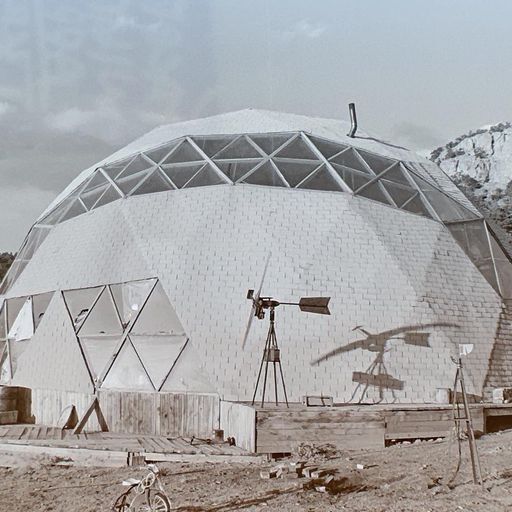 Limited Hangout w/ Nancy Reagan & Friends Ep. 9 "MIGHT AS WELL CULTIVATE" (09.18.2025)