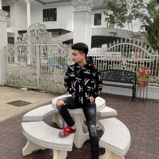 ที่หนูถามพี่ว่านันหนอนหรืองู พี่ก็อยากถามหนูว่านันรูหรือถ้ำ By คุณพัธลี