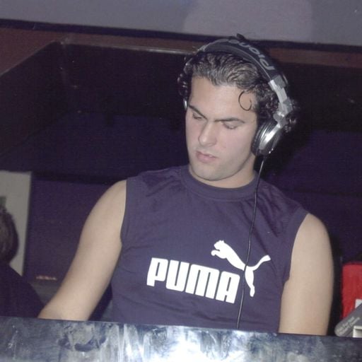 02 - THE SOUND OF KISS FM 101.2 BY DJ SUBSTANCE - SUBSSESSIONS