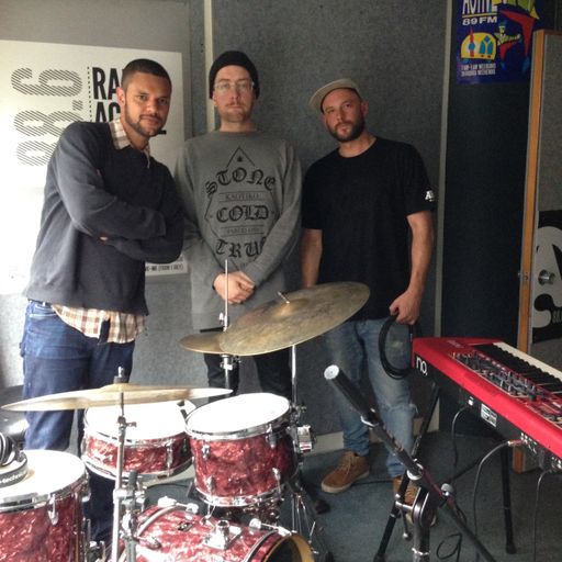 Active Live: Myele Manzanza