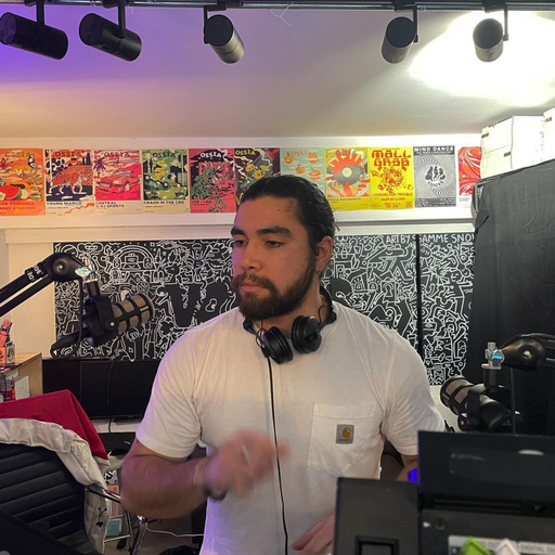 Full Circle w/ Flores 07/12/22