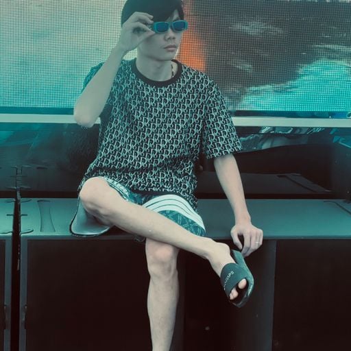 เชื่อในพรมลิขิต แต่แพ้บัตรเครดิตตลอด By ส.จติ๊บ