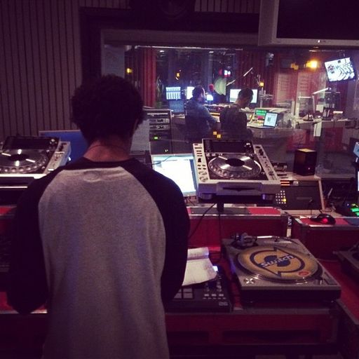 Show#570 w/ Guest session Mono/Poly (Brainfeeder)