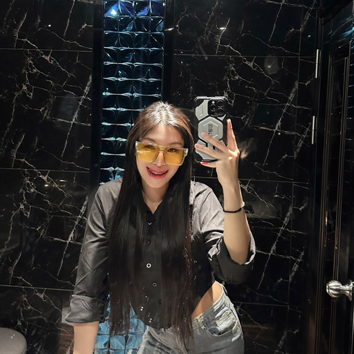 จงยิ้มให้กับทุกปัญหา แล้วคุณจะเป็นบ้าไปเอง #แนนนี่ สายปาร์ตี้