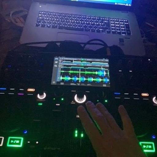 dj-covert Live! Denon Go test mix