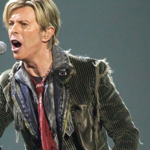 Bowie At Shea's Performing Arts Center,Buffalo, NY,USA, May 24 2004
