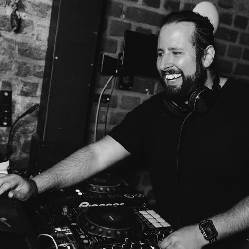 Fleecy Flakes w/ Mau Bacarreza - 12.10.24