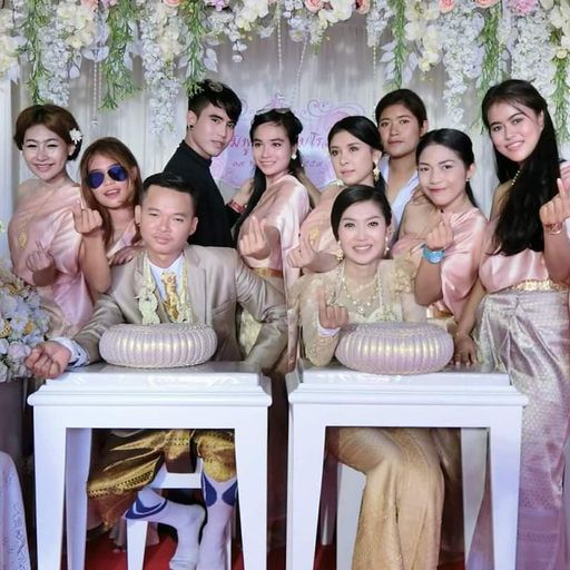 ครบรอบแต่งงาน4ปี Byพี่แยมโรลน้องชมพู่