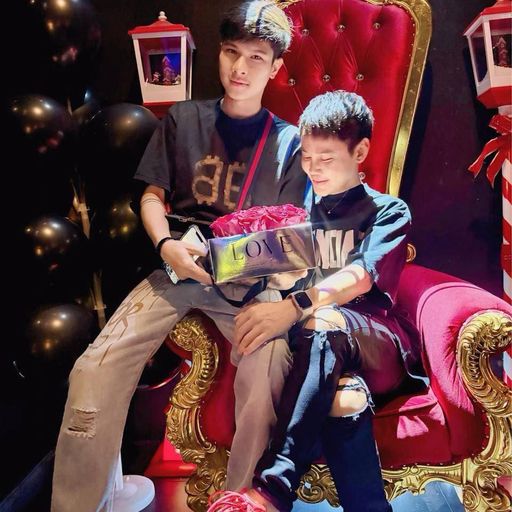 ร้อยคนทักรักคนเดิม #EDM-By Praewmeow