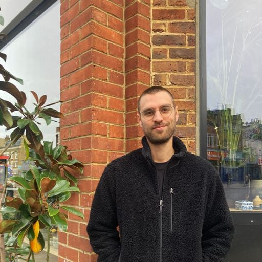 Lonely Dancer w/ Chris Himself - 05/11/23 - Voices Radio