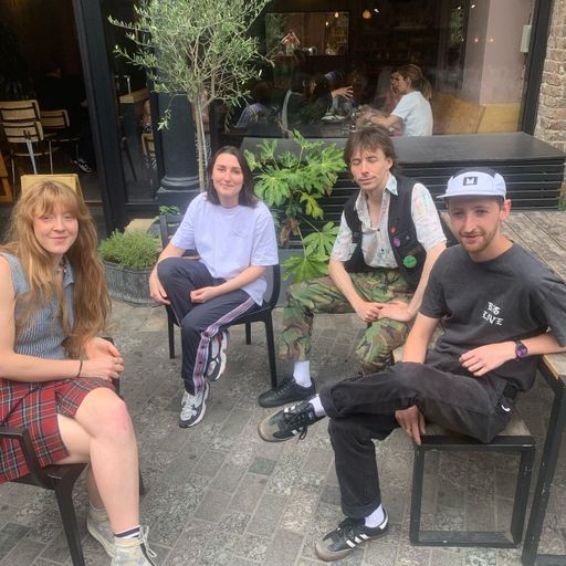 Valentine Comar invites... Emma Barnaby & Al Robinson 27/06/23 - Voices Radio