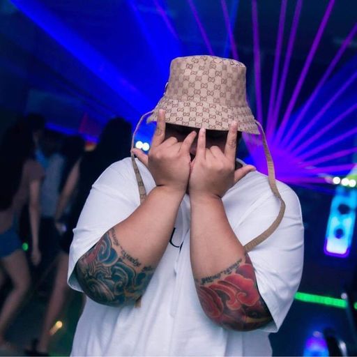 ป๋าแอม บิ๊กบอย มาแล้ววว.