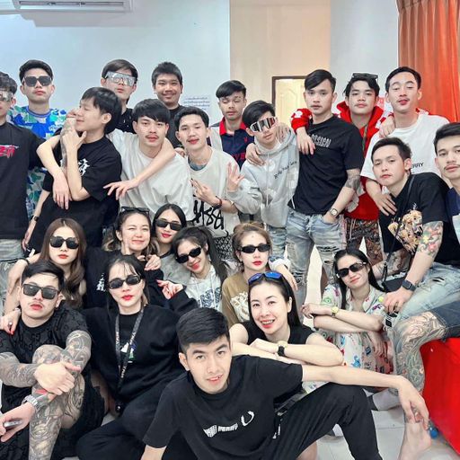 กอดคอกันไว้ อย่าให้ใครได้ดี By:โฮสพัทยาแก๊ง V1