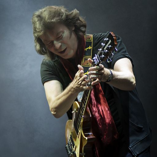 The Progmeister interviews Steve Hackett