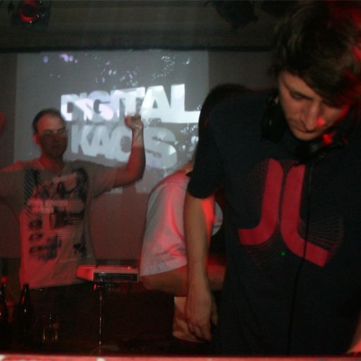 Digital Kaos feat. Sunrise Live @ 1 Jahr Kosmonautentanz, Club Sputnik 2.0, Bhf-Dresden-Neustadt
