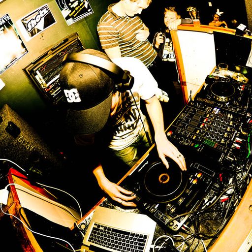 Darren Morfitt's Monthly Mix December 2011