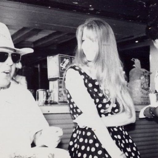 Trash Flow Radio Dec 25, 2021 (RIP Gary Stillwell + Roy Orbison in Clingfilm at Xmas)