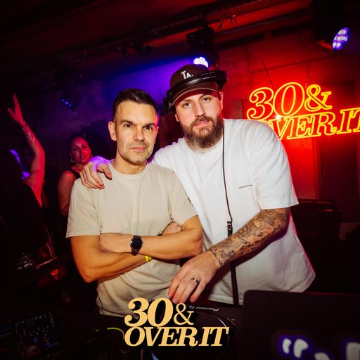 DJ SILK & DJ VOLATILE LIVE @ 30&OVERIT (LONDON) PART 1