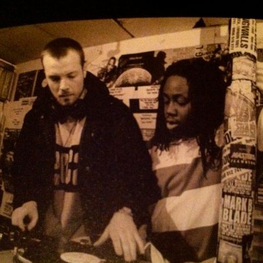 DJ MK & SHORTEE BLITZ KISS100 - NOV 28TH 2010 SPECIAL GUESTS "NEWHAM GENERALS"