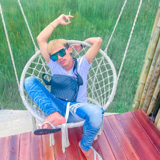 Hbd ดี้ซี้ดซ๊าด สุดทุกดอกบอกไว้ก่อน