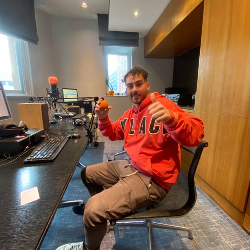 Fashion Show Extra 02.11.22