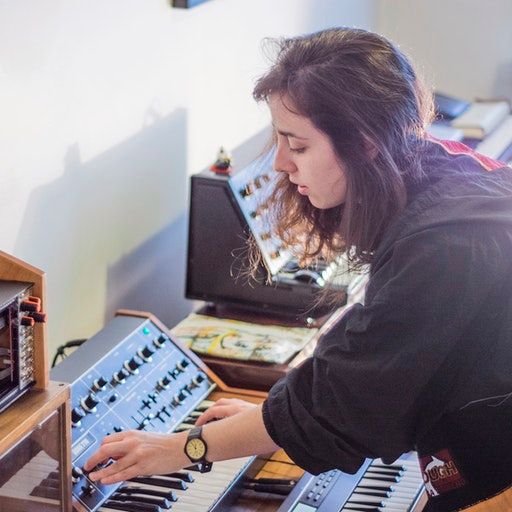 Alumni Mix – Sobrenadar