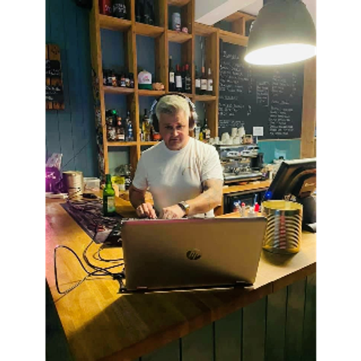 UAA Night Taster mix