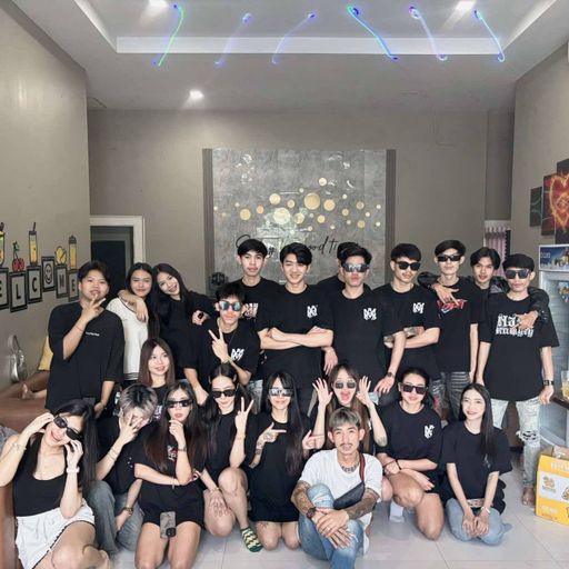 เต้นไม่พักไม่รักก็แล้วแต่
[ ดีเจมอสซี่ x MC แน็ค หำย้อย ]