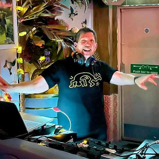 Queer As Dancing w/ DJ Funk-O-Mart 30/10/24 - Voices Radio