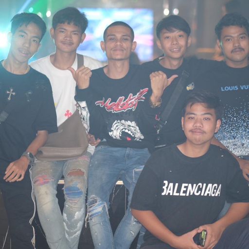 แคปชั่น ศูนย์บริการความเหงาและบรรเทาความเงี่ยxนbyนายปีโป้@นายอาฟ่ง