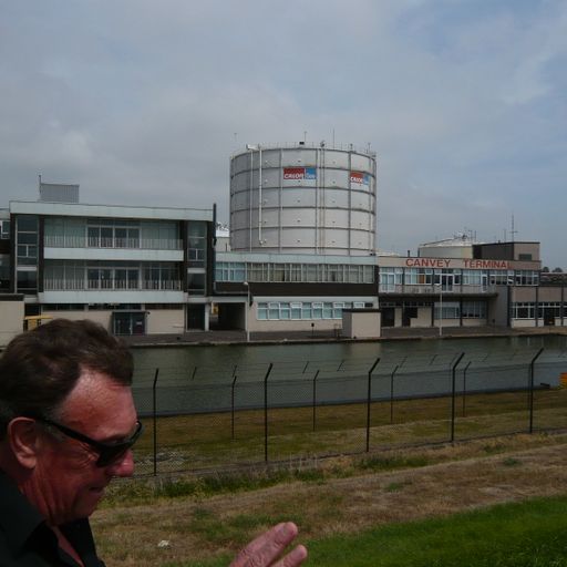 Dr Feelgood - The Brilleaux Years with Chris Fenwick their manager