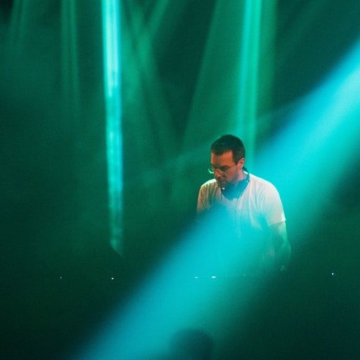 On the Floor – Roman Flügel at Elevate Festival