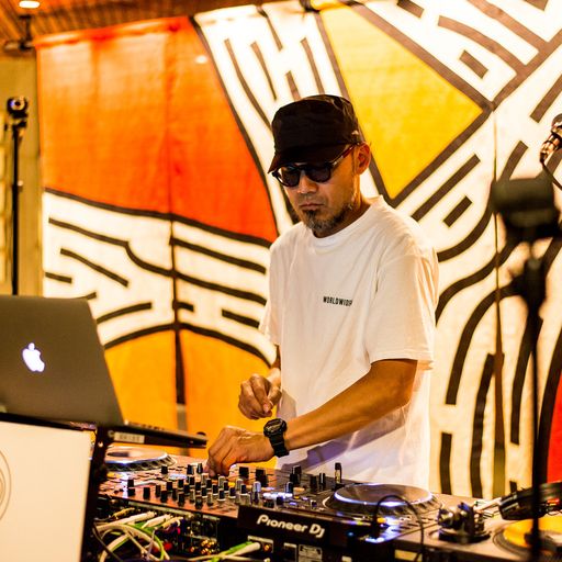 WW Tokyo: Toshio Matsuura Live from WIRED HOTEL Asakusa // 15-10-18