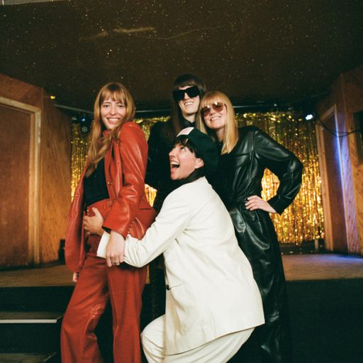 Planet Bitchos: Los Bitchos in Japan // 26-11-20