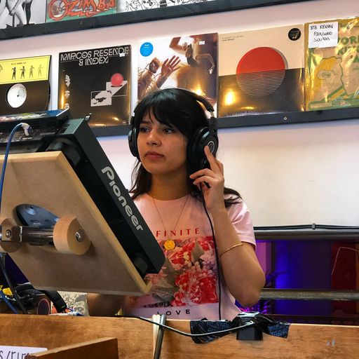 Amris [Next Door Records Instore] - 14/01/22